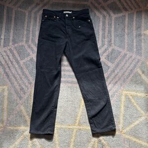 Levi's Women's black wedgie Straight Leg Jeans